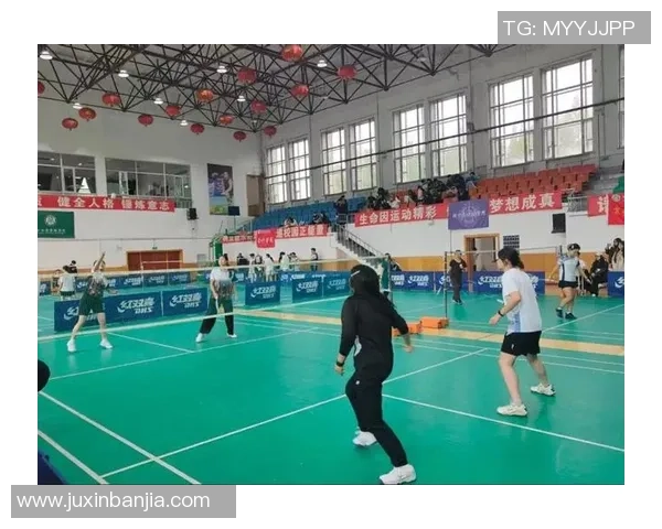 重庆羽毛球队耐力训练革新引发热议助力竞技水平提升